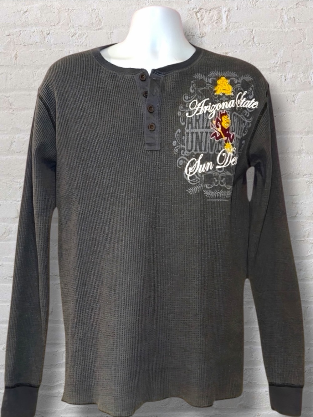 Wuhou - Arizona State Sun Devils Henley. Long Sleeve Gray with logo size XL